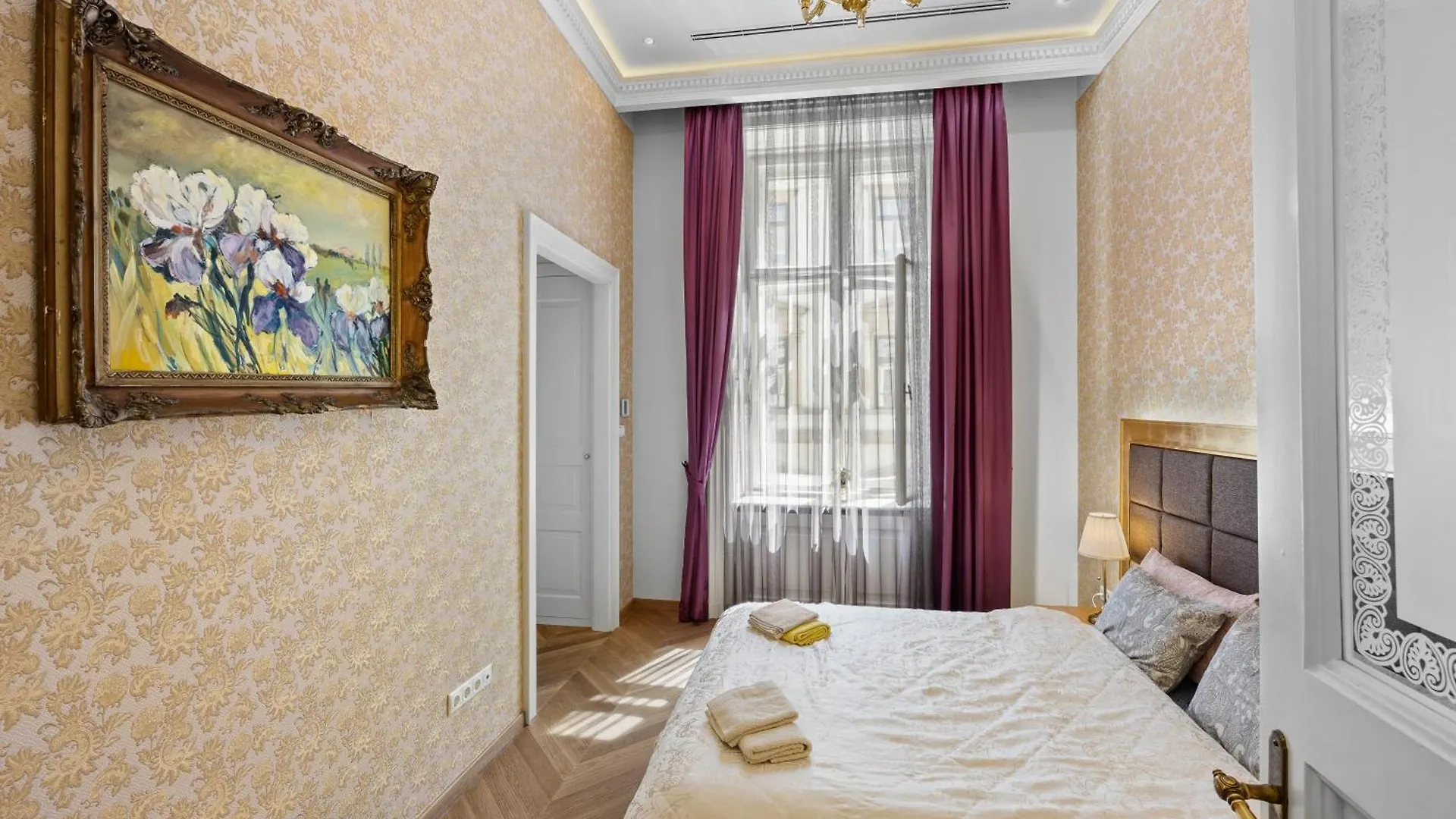 Count Zrinyi Basilica Luxurious Residence Budapest Hungary
