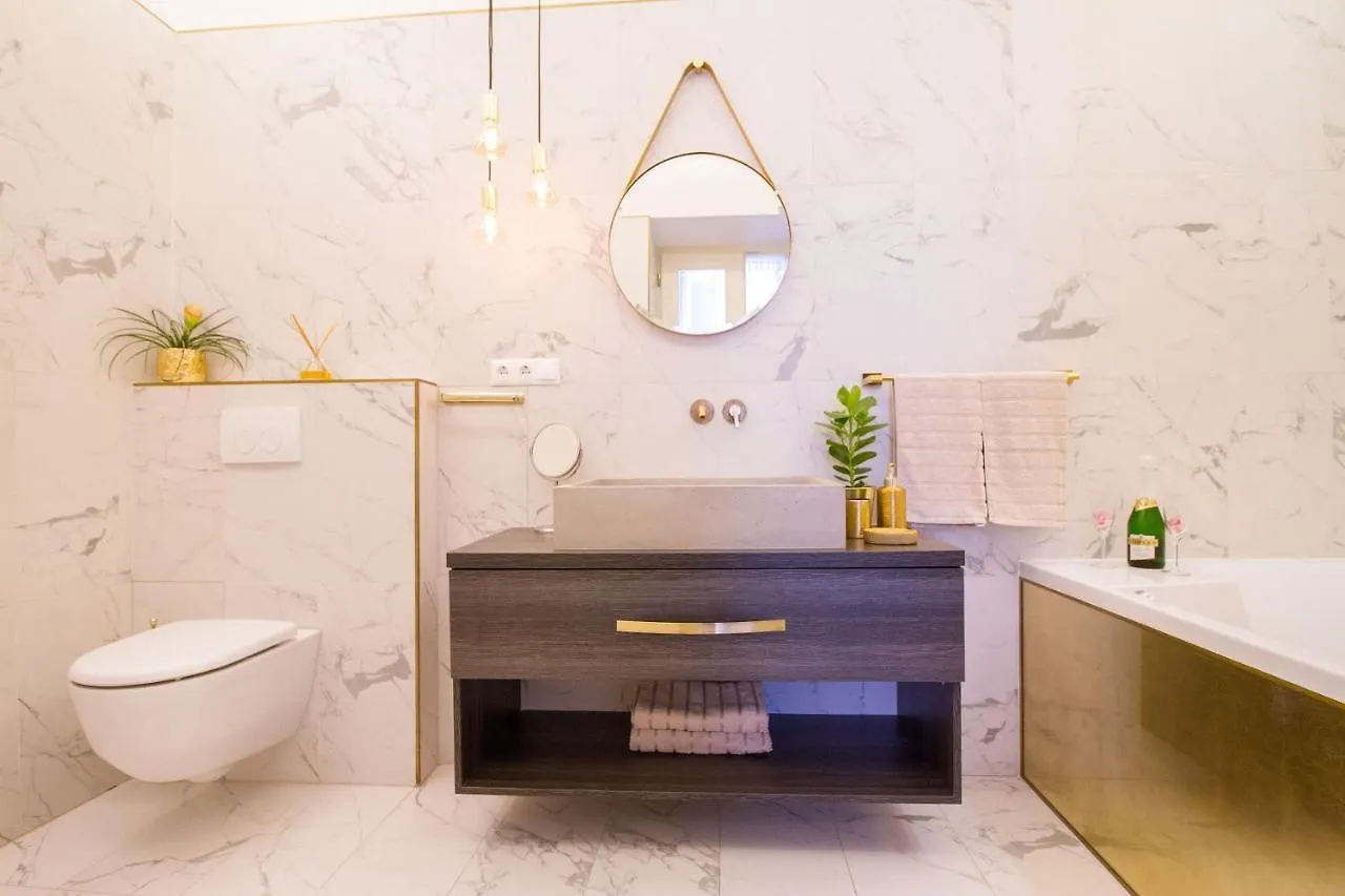 Count Zrinyi Basilica Luxurious Residence Budapest 0*,  Hungary